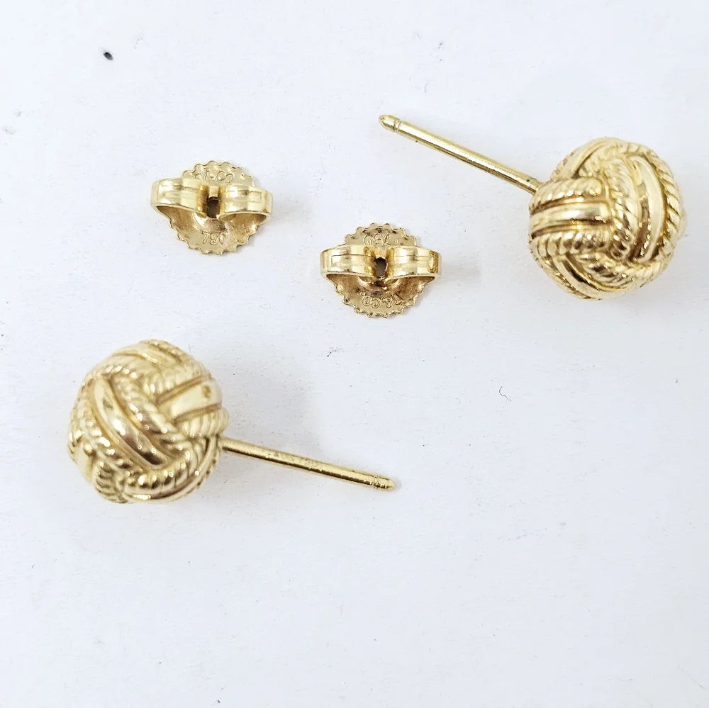 Tiffany & Co. Love Knot 18K Earrings - Picture 7 of 13
